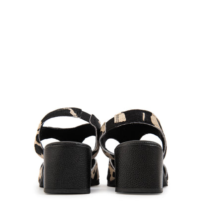 Sandalia bianca cuero negro especial