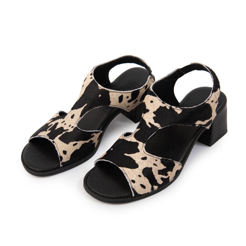 Sandalia bianca cuero negro especial