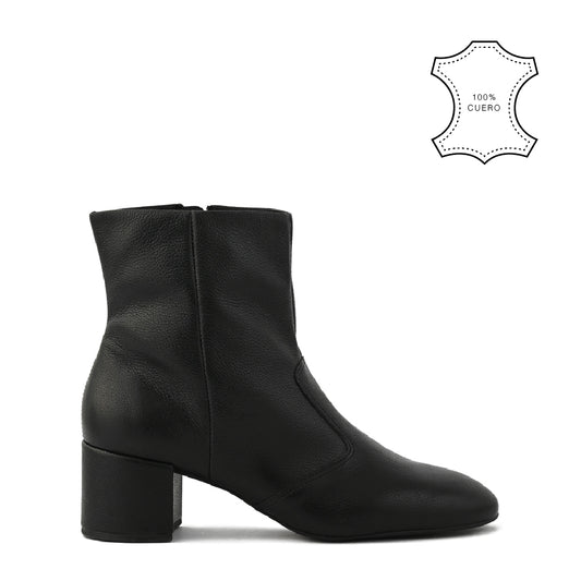 Botin taco claudine negro