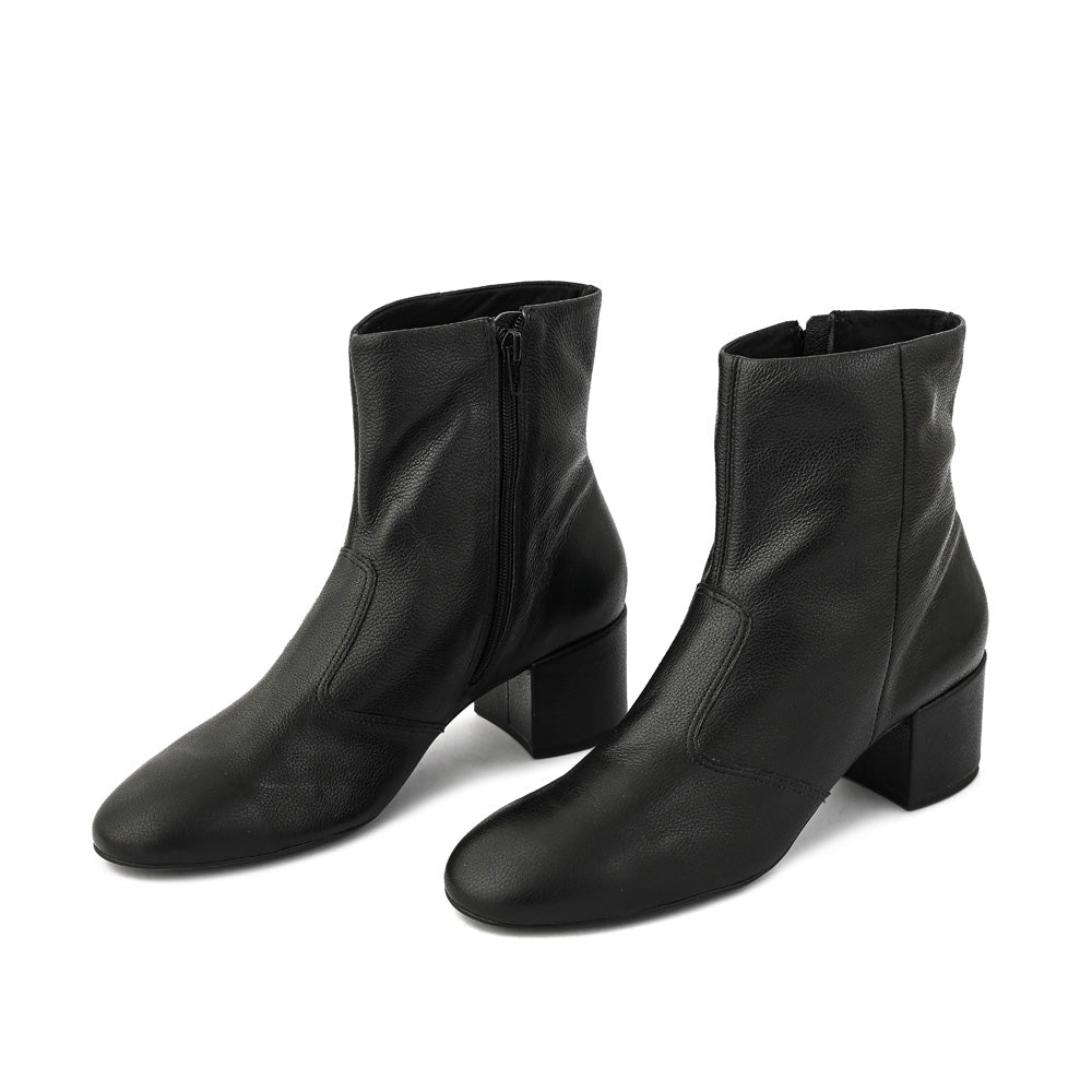 Botin taco claudine negro