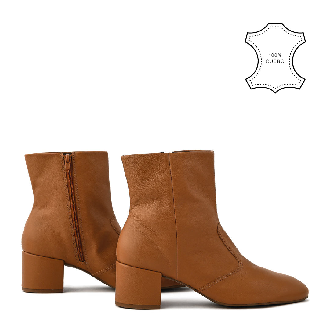 Botin taco claudine camel