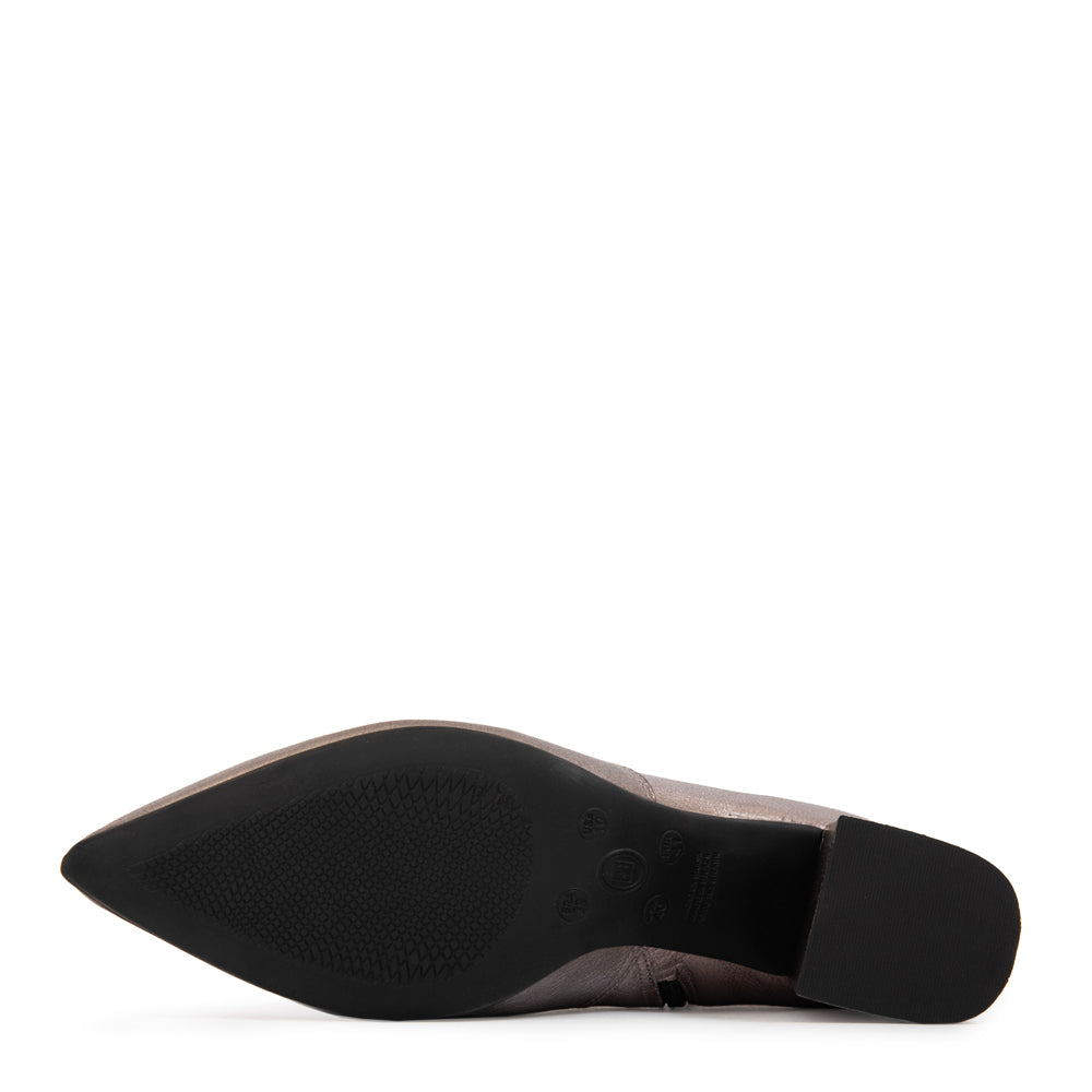 Botin Taco colbert cuero plateado oscuro