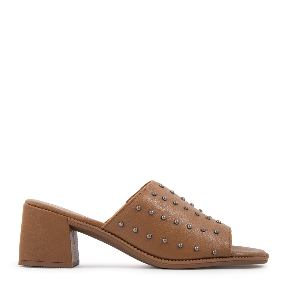 Sandalia coral cuero café