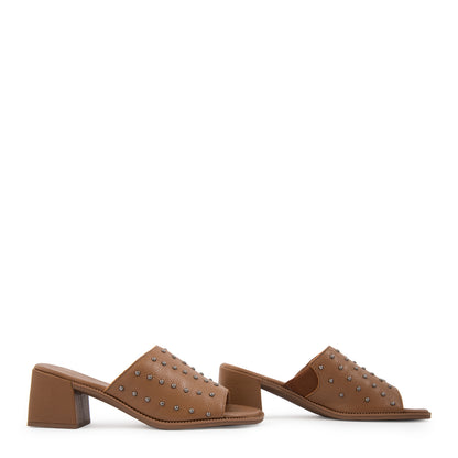 Sandalia coral cuero café