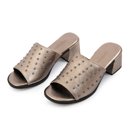 Sandalia coral cuero plateado oscuro