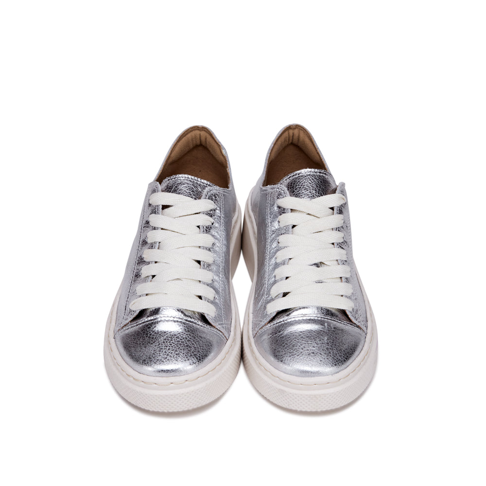 Zapatilla fepa cuero plateado