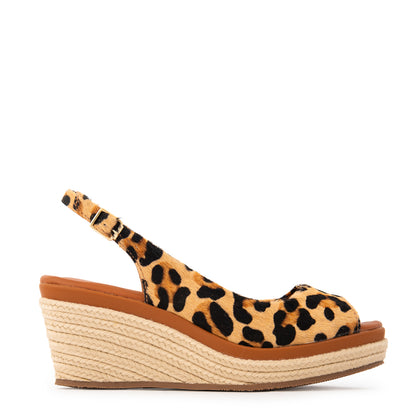 Sandalia leonor cuero negro especial