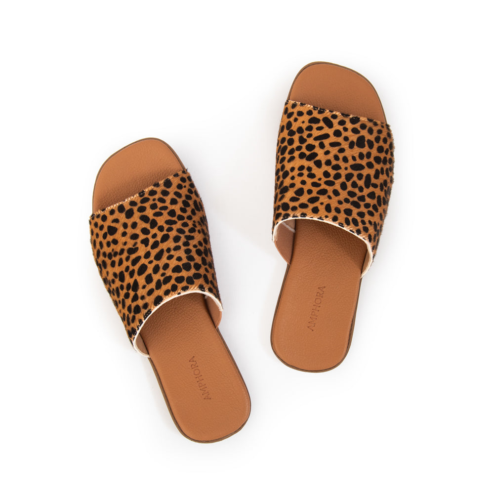 Sandalia plana lorena leopardo