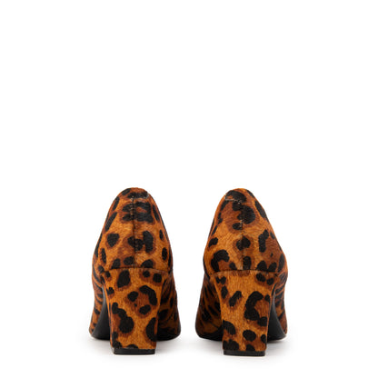 Zapato Taco tipo reina luna cuero negro especial