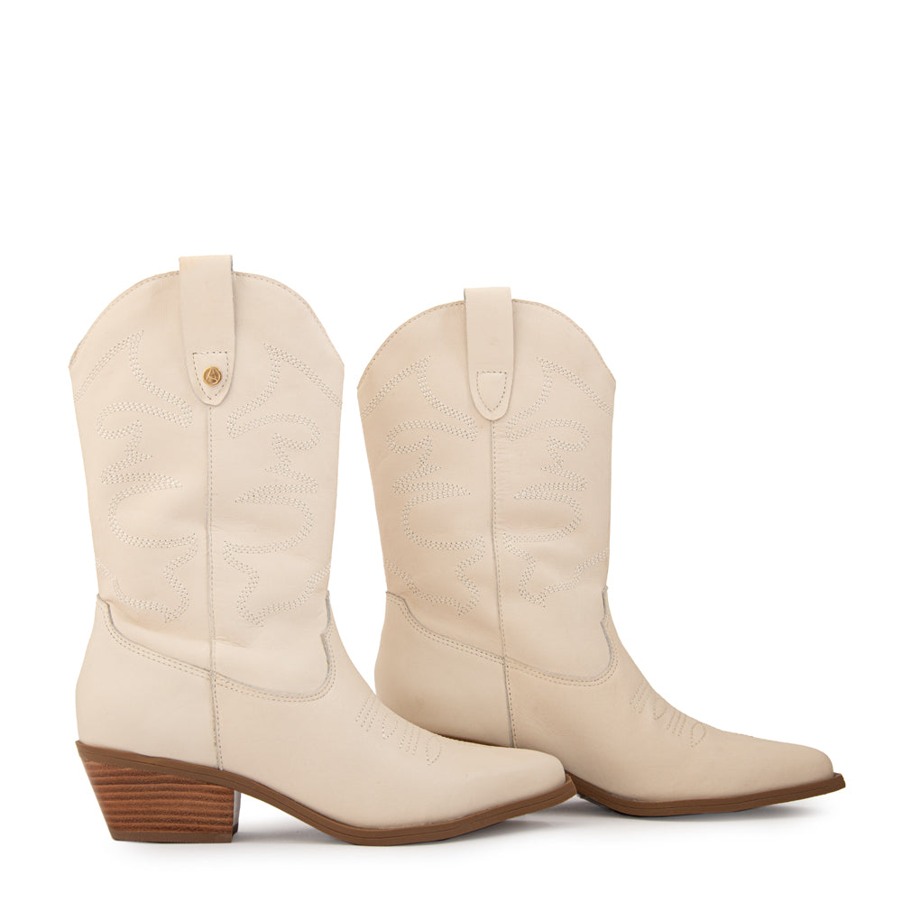 Bota marcella cuero blanco crudo