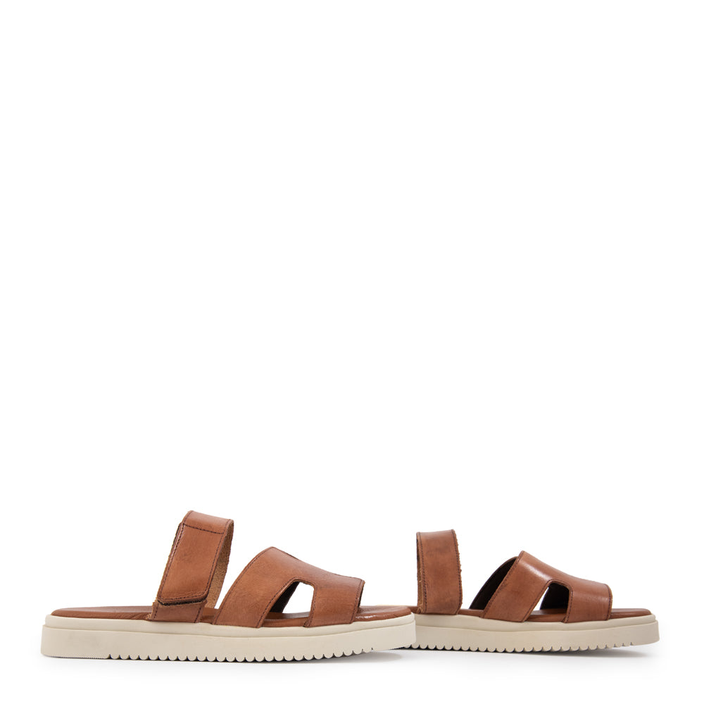 Sandalia margot cuero café