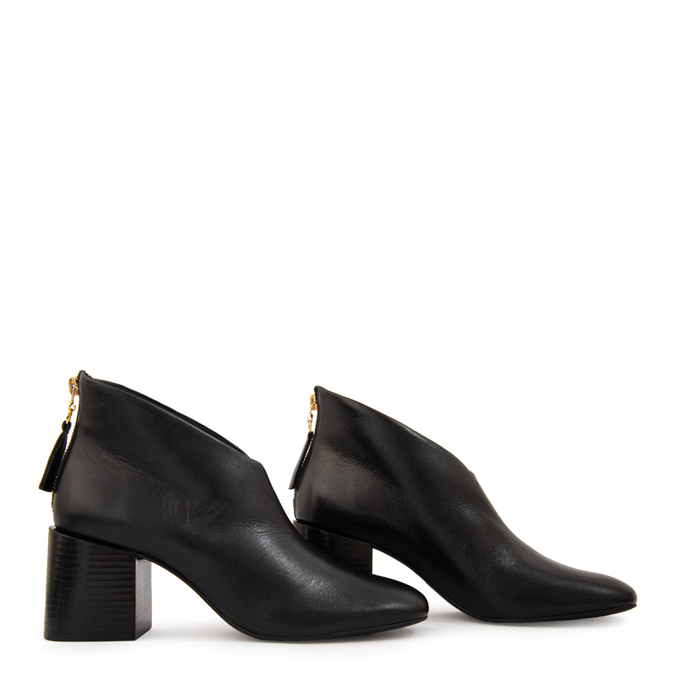 Bootie marisa cuero negro