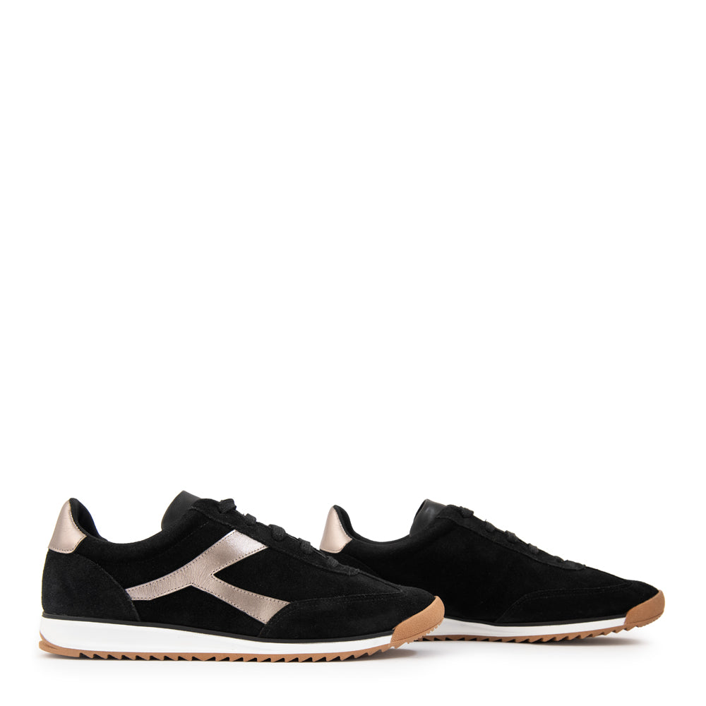 Zapatilla mila cuero negro