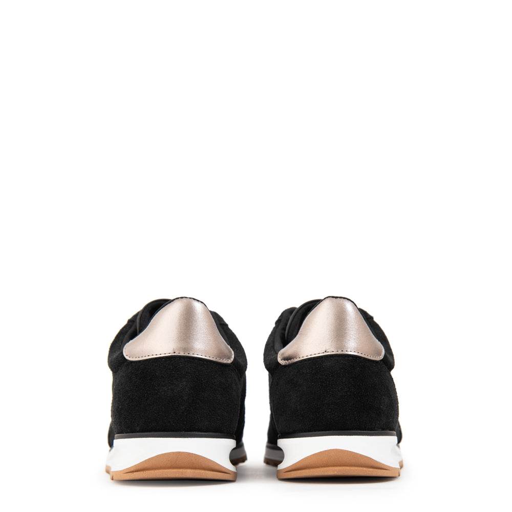 Zapatilla mila cuero negro
