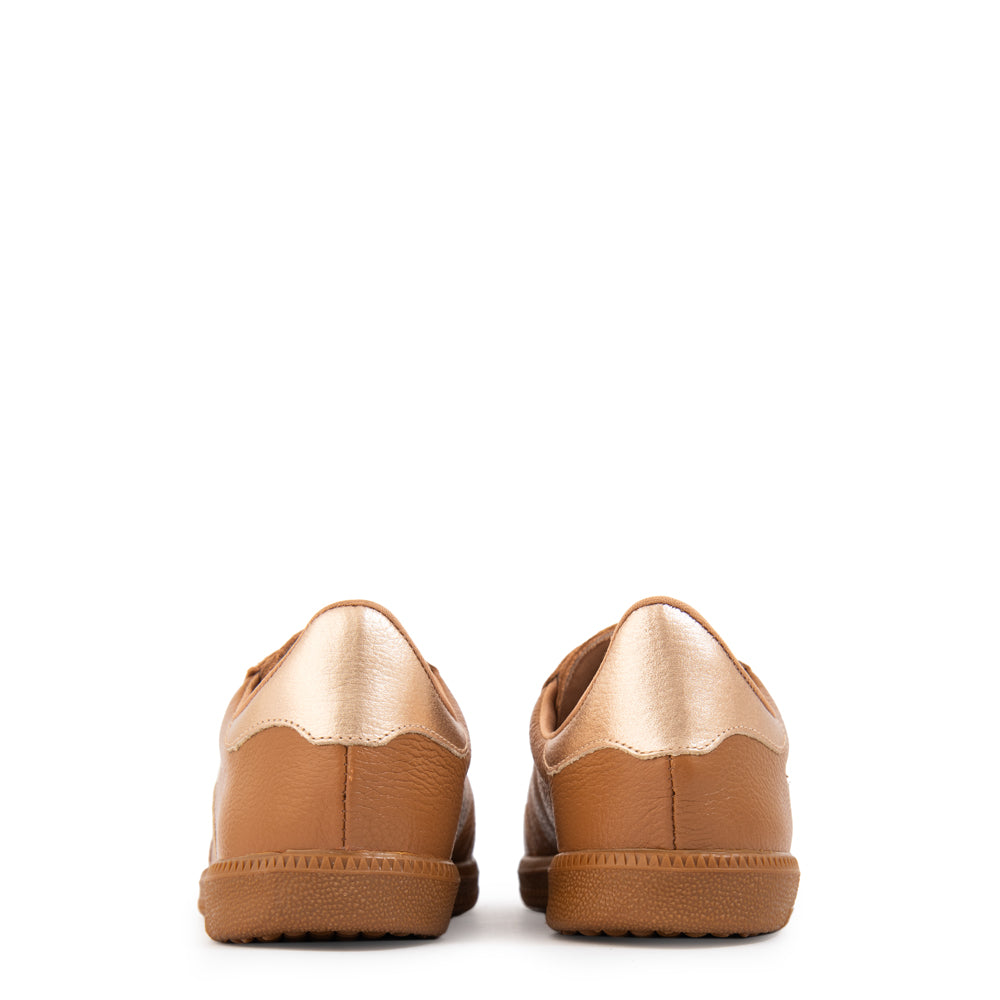 Zapatilla noa cuero camel
