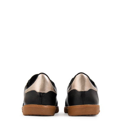 Zapatilla stella cuero negro