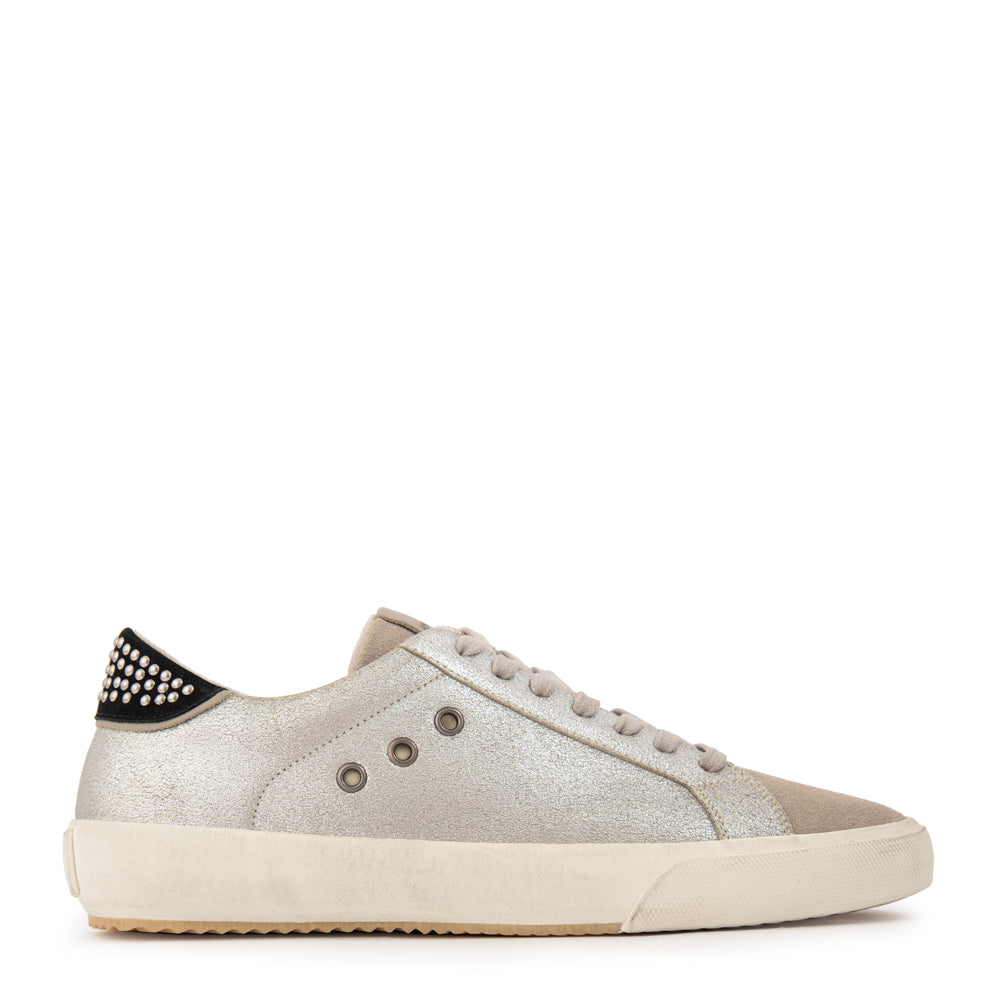 Zapatilla urban cuero plateado