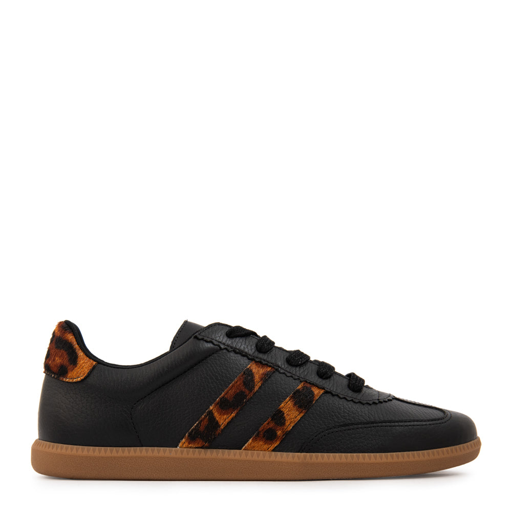 Zapatilla vera cuero negro